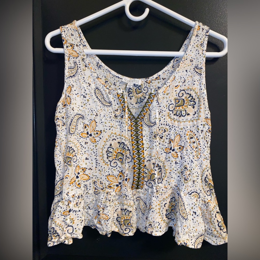 Patron of Peace, Size S Cream Crop Tank Top with Paisley Print